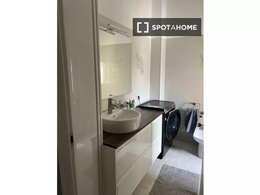 Immagine 6 di Camera condivisa in affitto  in Via Giuseppe Verdi a Locate Di Triulzi