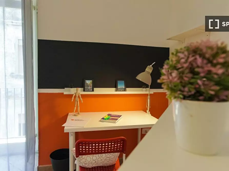 Immagine 6 di Camera condivisa in affitto  in Via Pignasecca n. a Napoli