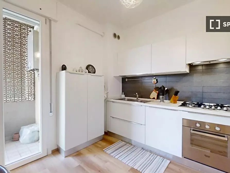 Immagine 4 di Camera condivisa in affitto  in VIA cosme tura a Padova