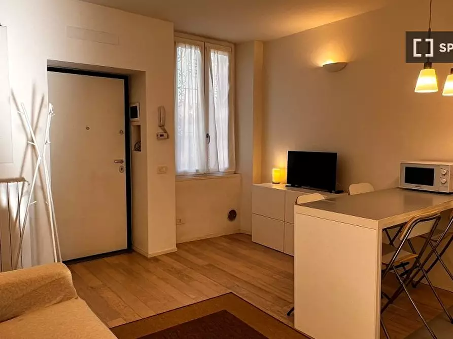 Immagine 4 di Appartamento in affitto  in Via Vigevano a Milano