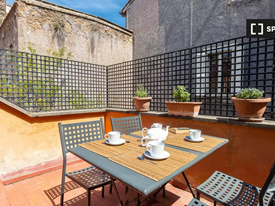 Immagine 15 di Appartamento in affitto  in Via dell'Arco della Ciambella a Roma