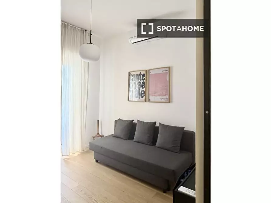 Immagine 13 di Appartamento in affitto  in Via Eugenio Barsanti a Roma