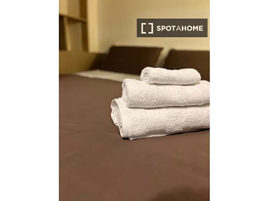 Immagine 16 di Ufficio in affitto  in Via Sapri a Roma