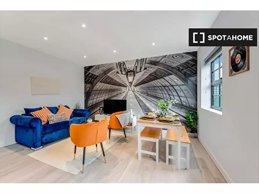 Immagine 8 di Appartamento in affitto  in Flat Devonshire House 577 High Road N17 6SB a Tottenham