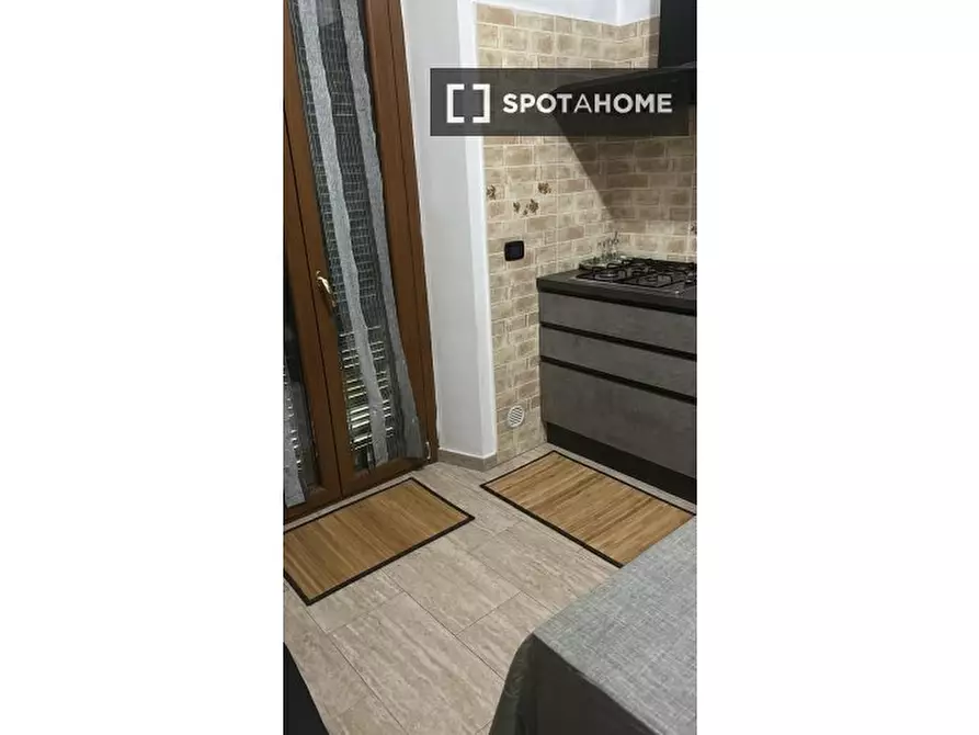 Immagine 2 di Appartamento in affitto  in Via di Torrenova a Roma