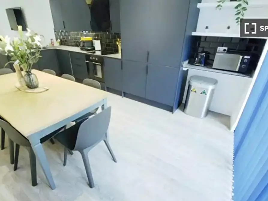 Immagine 8 di Appartamento in affitto  in A Belsize Rd a Camden Town