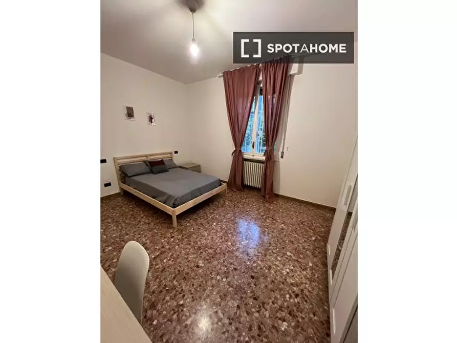 Immagine 1 di Camera condivisa in affitto  in Via D. Alighieri a Castel Maggiore