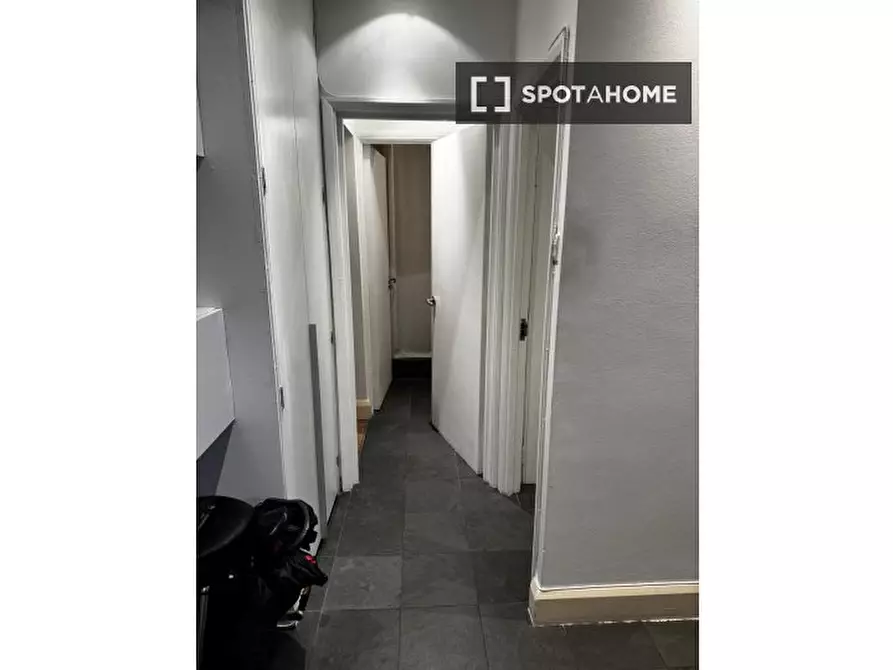 Immagine 9 di Appartamento in affitto  in Vicarage Cres a Wandsworth