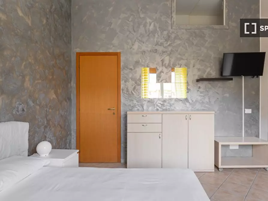 Immagine 8 di Ufficio in affitto  in Via Antonio Gramsci a Bologna