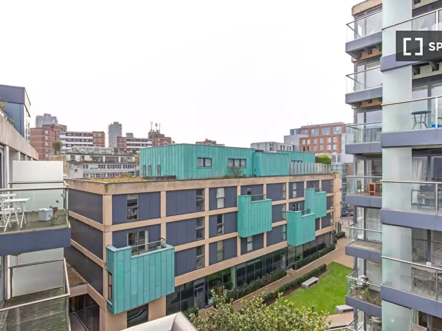 Immagine 6 di Appartamento in affitto  in Pear Tree St a Islington
