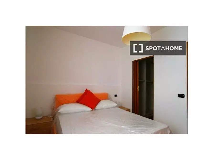 Immagine 18 di Camera condivisa in affitto  in Via Giuseppe Meda a Milano