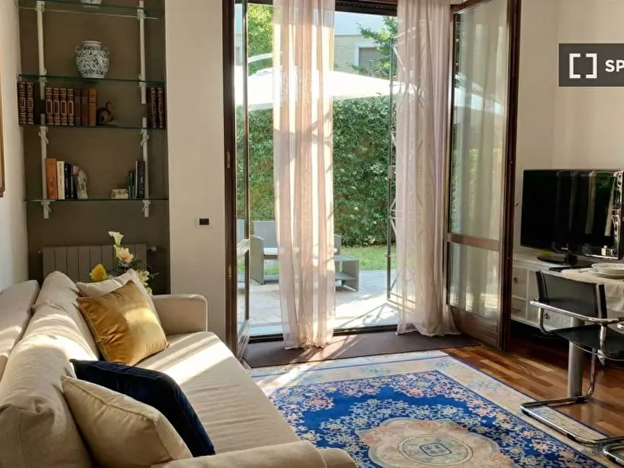 Immagine 2 di Appartamento in affitto  in Via Giuseppe Giusti a Monza