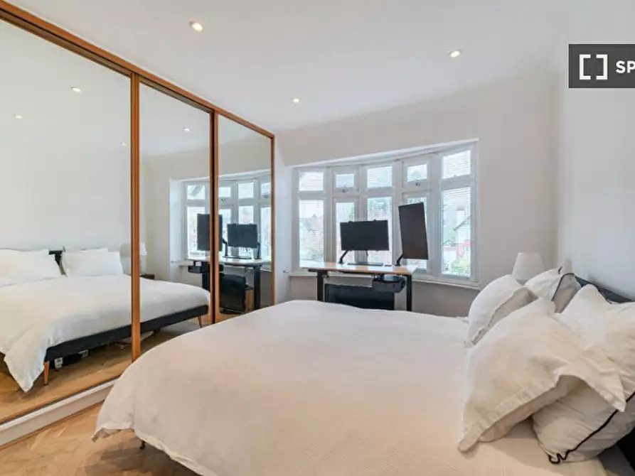 Immagine 7 di Appartamento in affitto  in West Drayton Park Avenue a Hillingdon