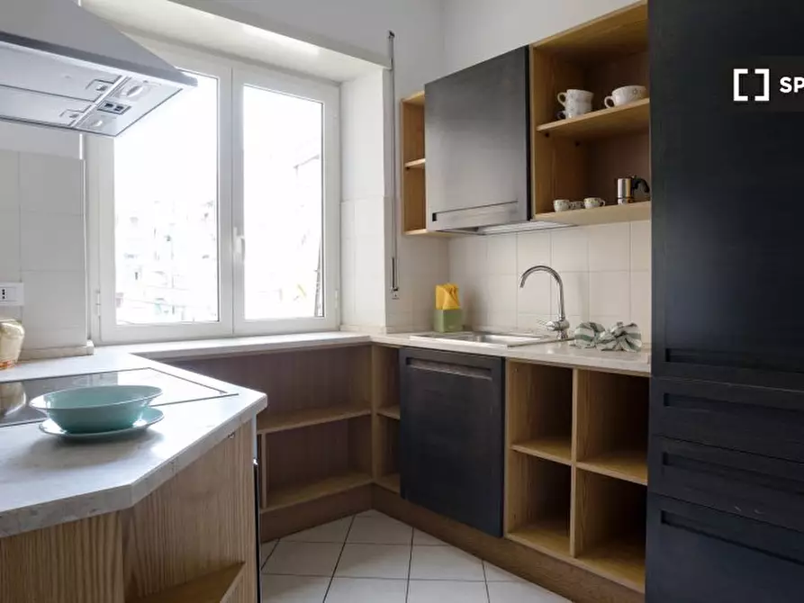 Immagine 4 di Camera condivisa in affitto  in Via Ugolino Cavalcabò a Roma