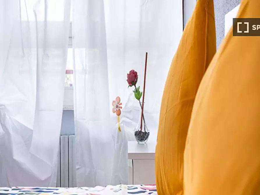 Immagine 8 di Camera condivisa in affitto  in Viale Ca' Granda a Milano