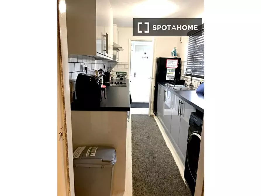 Immagine 2 di Appartamento in affitto  in Harcourt Rd a 