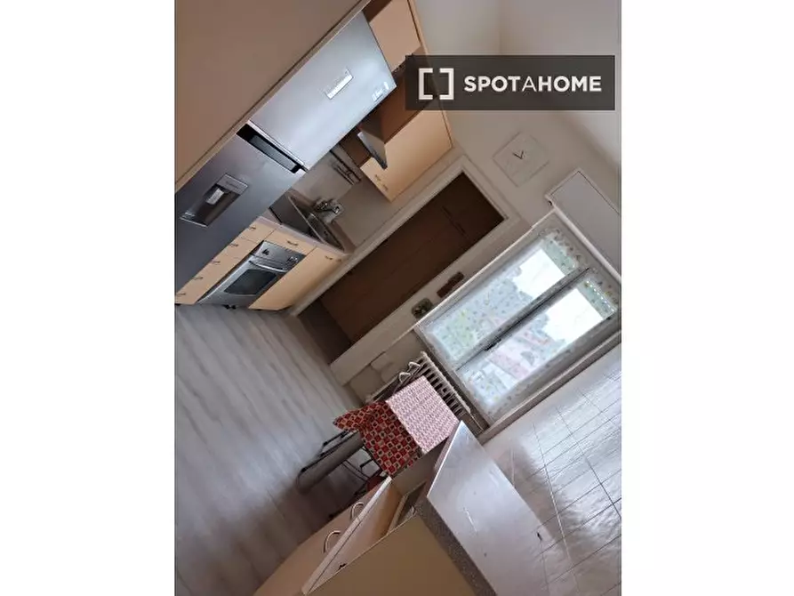 Immagine 6 di Camera condivisa in affitto  in Via Francesco Domenico Guerrazzi a Monza