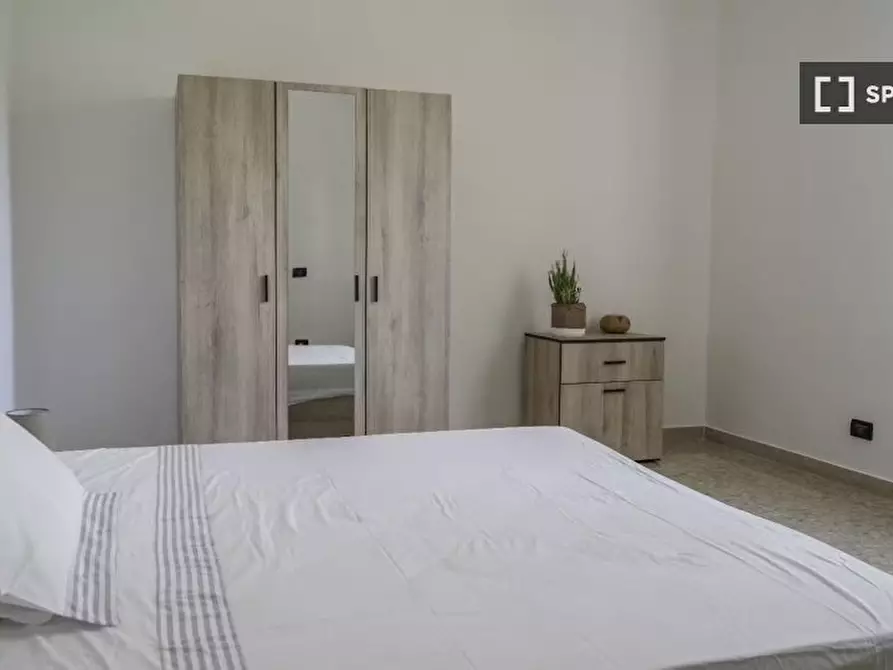 Immagine 1 di Camera condivisa in affitto  in Via Amos Cassioli a Firenze