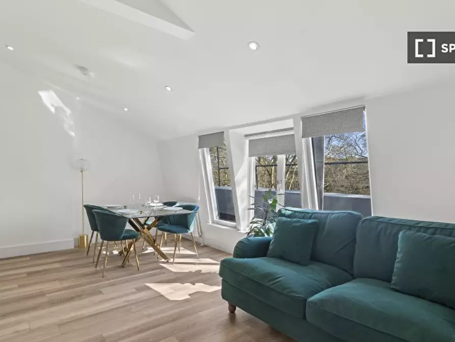 Immagine 1 di Appartamento in affitto  in Sussex Gardens a Paddington