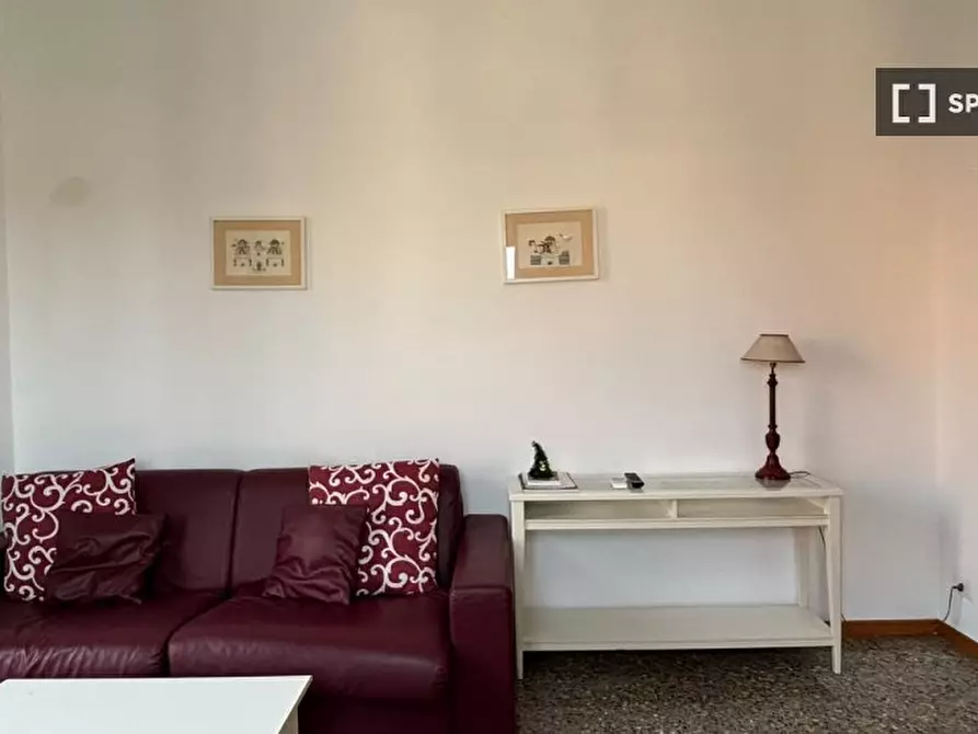 Immagine 4 di Camera condivisa in affitto  in Via Portuense a Roma