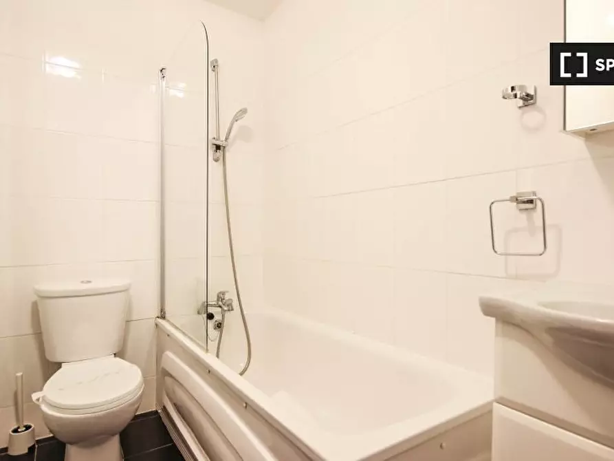 Immagine 4 di Appartamento in affitto  in Pratt St a Camden Town