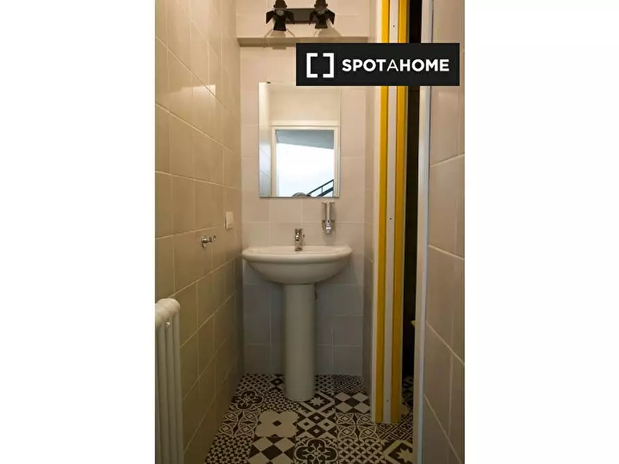 Immagine 11 di Ufficio in affitto  in Via Gaetano de Castillia a Milano