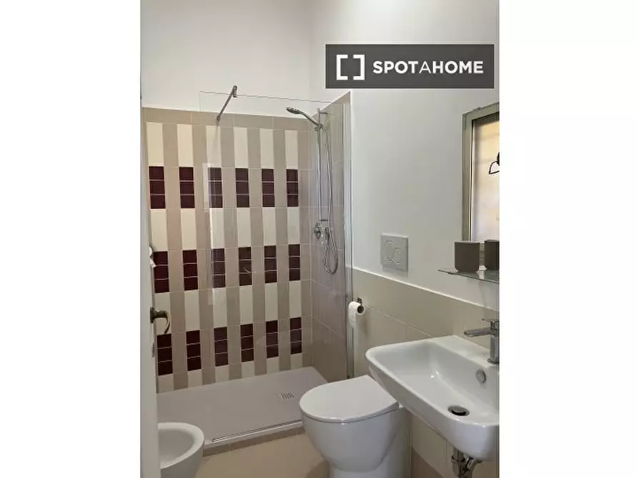 Immagine 5 di Ufficio in affitto  in Via Montecristo a Roma