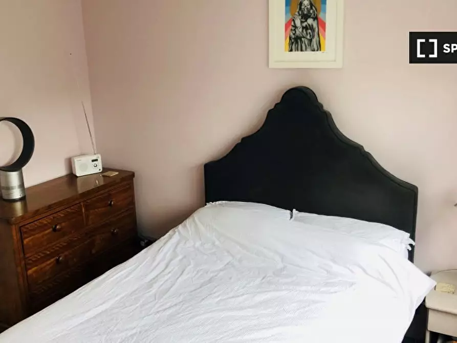 Immagine 10 di Camera condivisa in affitto  in Goldman Cl a Poplar