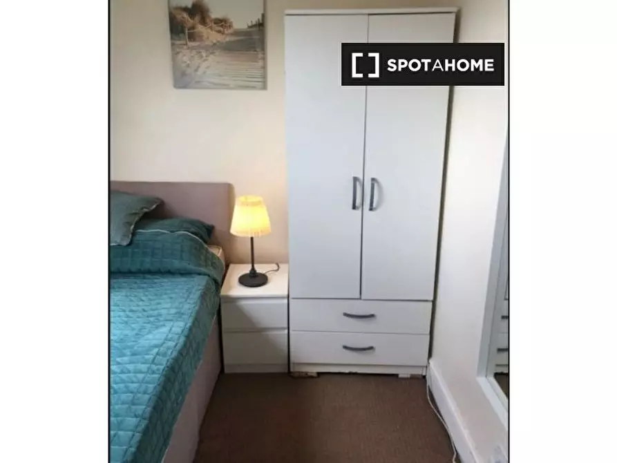 Immagine 4 di Camera condivisa in affitto  in Glenrosa Street a Hammersmith