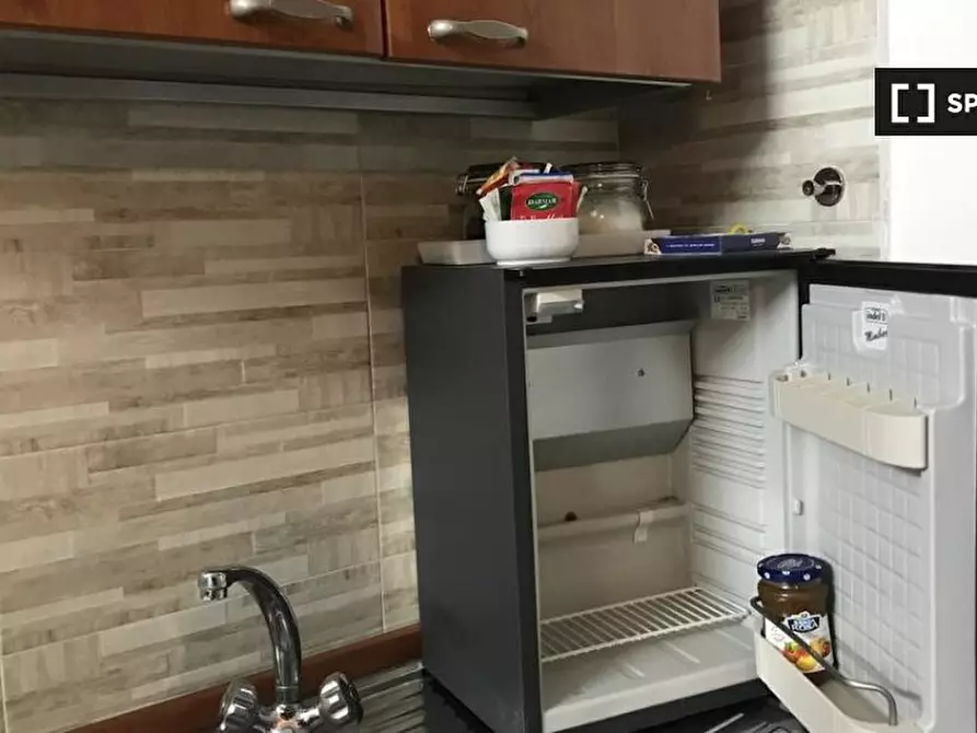 Immagine 4 di Appartamento in affitto  in Via Porta S. Gennaro a Napoli