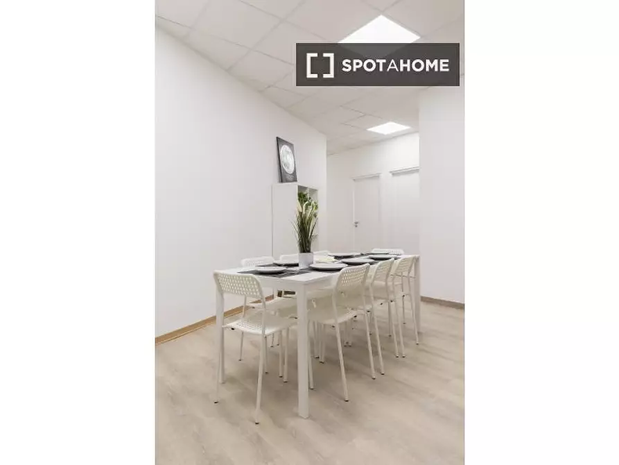 Immagine 5 di Camera condivisa in affitto  in Frinco a Torino