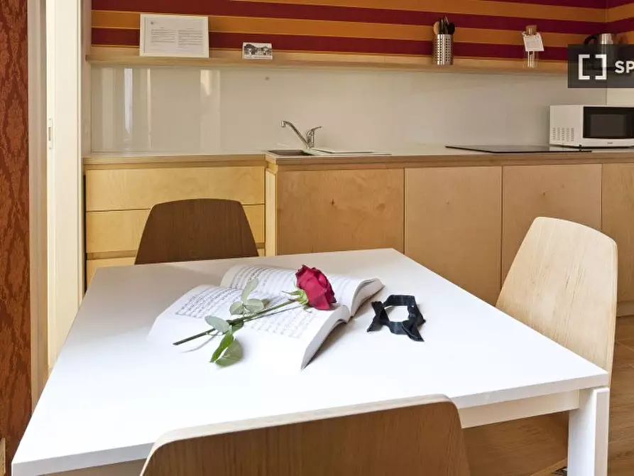 Immagine 5 di Appartamento in affitto  in Via Caretto a Milano