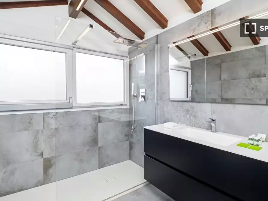 Immagine 12 di Appartamento in affitto  in Viale Umbria a Milano