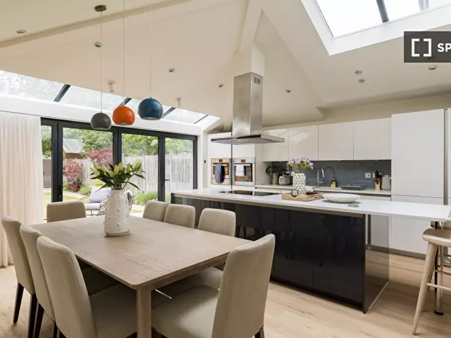 Immagine 12 di Appartamento in affitto  in Lyndhurst Avenue a Barnet