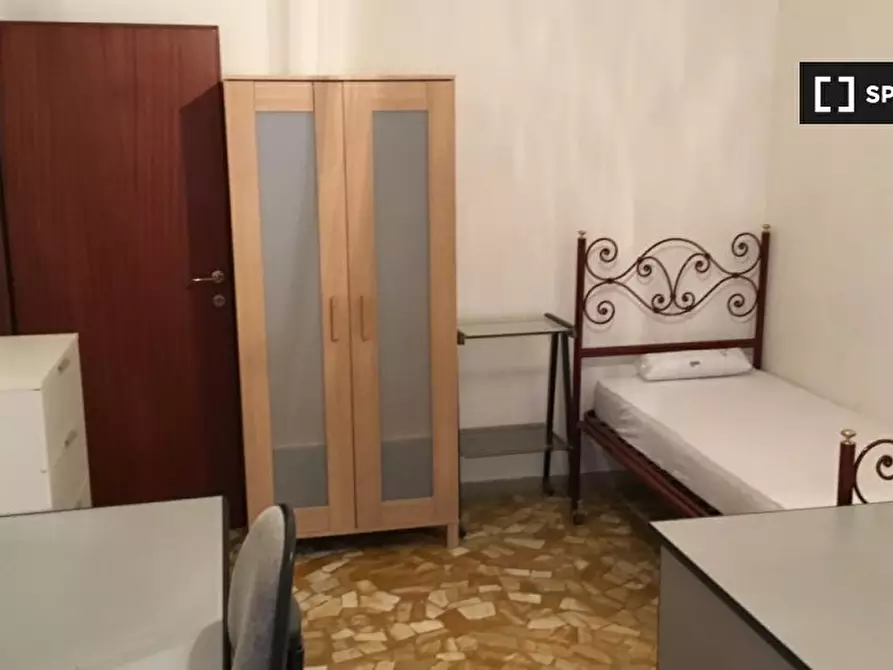 Immagine 5 di Camera condivisa in affitto  in Via Porrettana a Casalecchio Di Reno