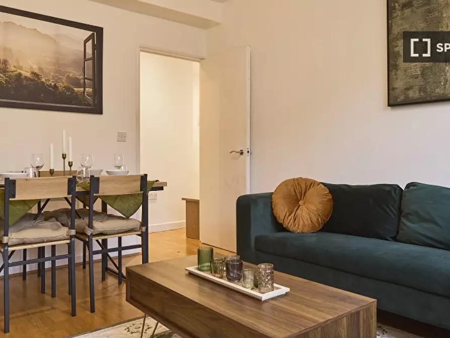 Immagine 2 di Appartamento in affitto  in Camden Park Rd a Camden Town