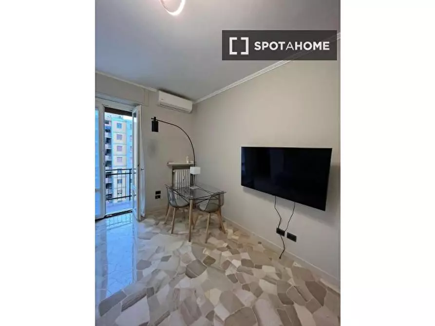 Immagine 10 di Ufficio in affitto  in Via Filippo Tajani a Milano