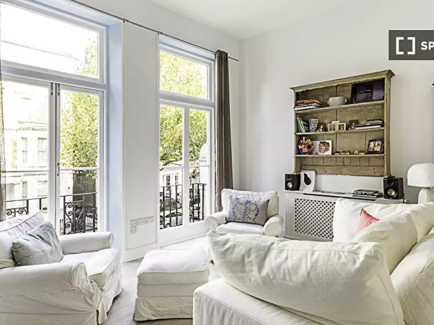 Immagine 13 di Appartamento in affitto  in -34 Philbeach Gardens a Kensington