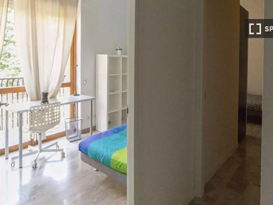 Immagine 7 di Camera condivisa in affitto  in Via Valvassori Peroni a Milano