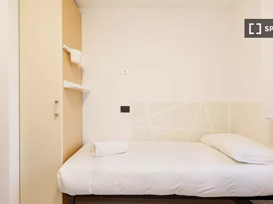 Immagine 2 di Ufficio in affitto  in Corso Magenta a Milano