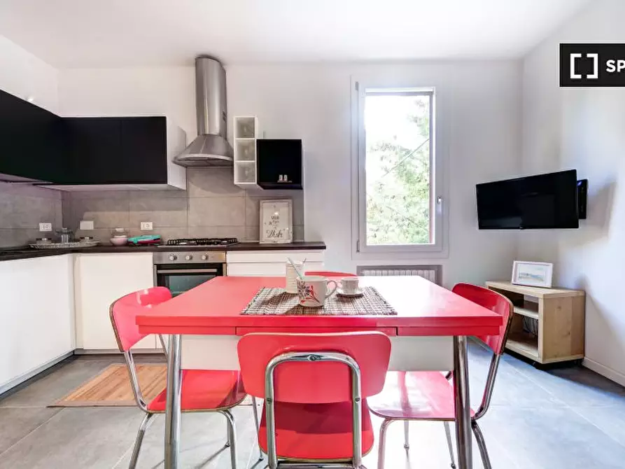 Immagine 3 di Appartamento in affitto  in Via Alessandro Tiarini a Bologna