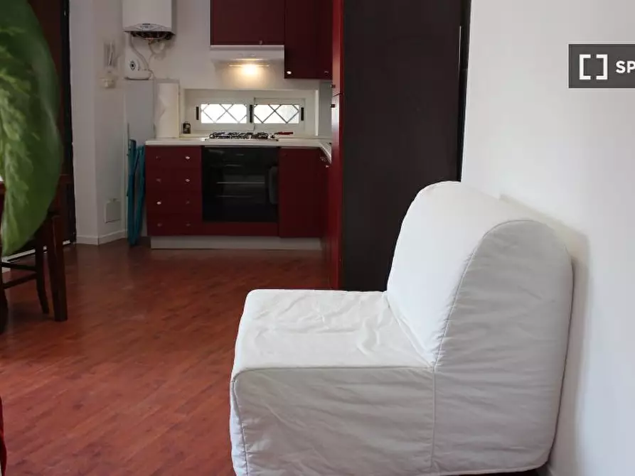 Immagine 3 di Ufficio in affitto  in Via Teano a Roma