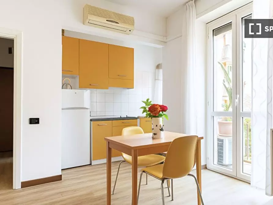 Immagine 2 di Ufficio in affitto  in Via Bergognone a Milano