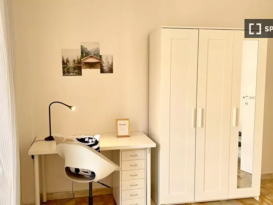 Immagine 7 di Camera condivisa in affitto  in VIA CADUTI DI CEFALONIA a Firenze