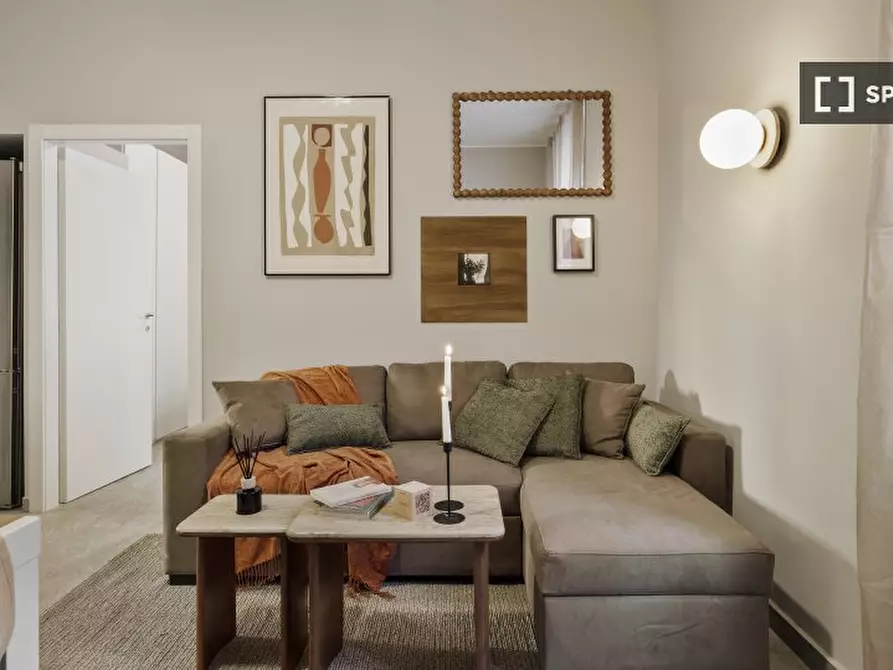 Immagine 1 di Appartamento in affitto  in Via Luigi Porro Lambertenghi a Milano