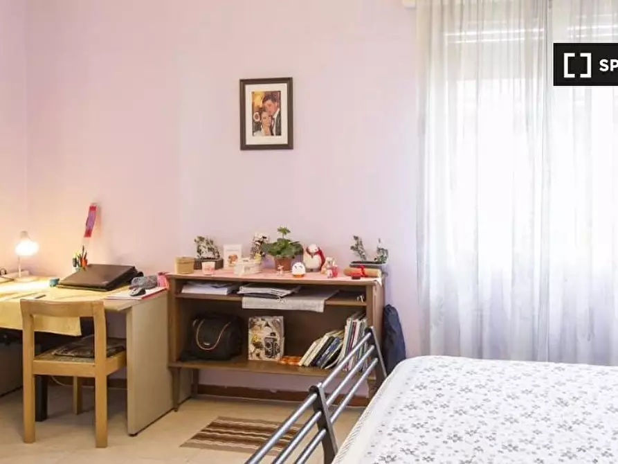 Immagine 3 di Camera condivisa in affitto  in Via Donato Creti a Bologna