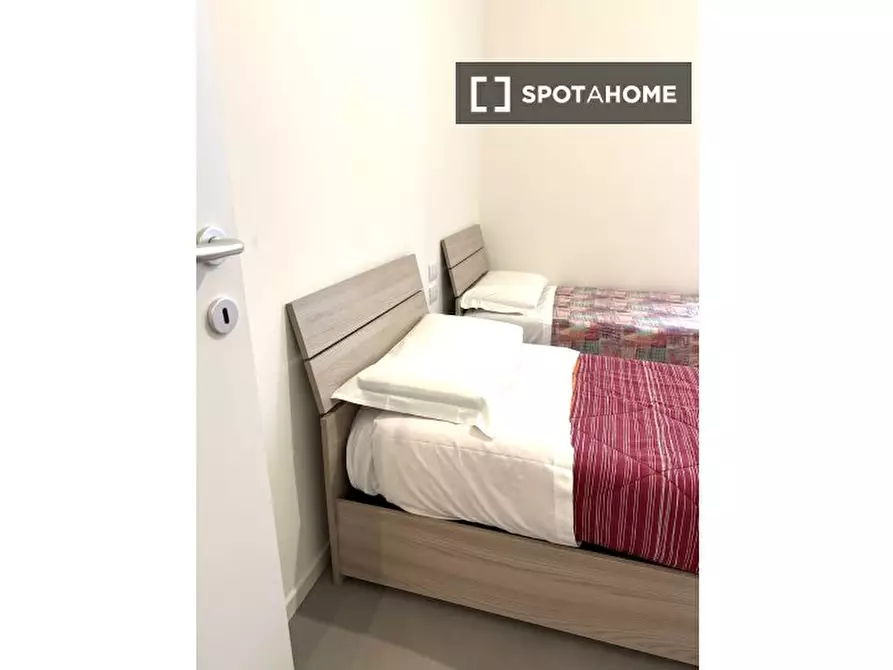 Immagine 6 di Camera condivisa in affitto  in Via Pietro Marocco a Milano