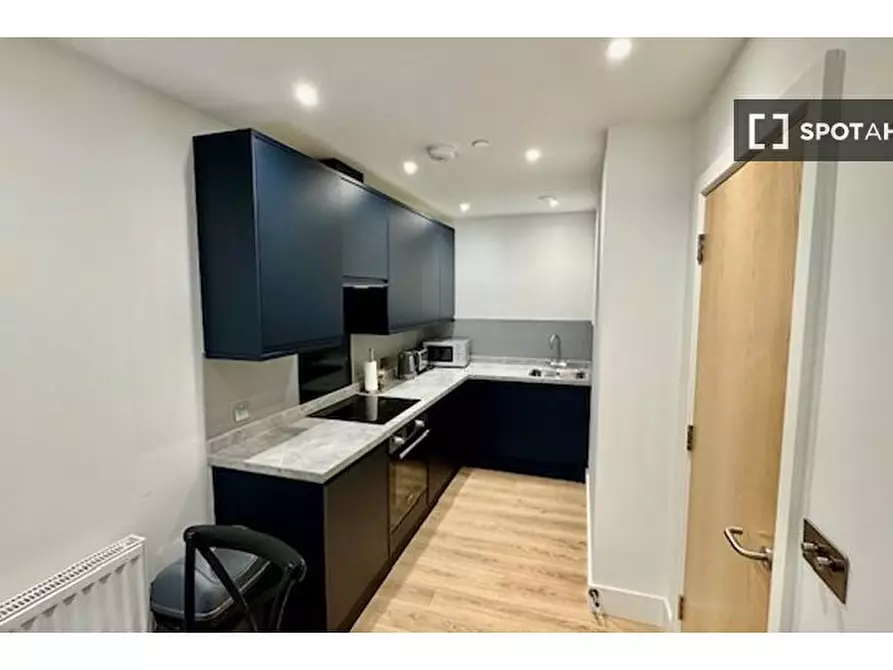 Immagine 7 di Appartamento in affitto  in High St a Ealing
