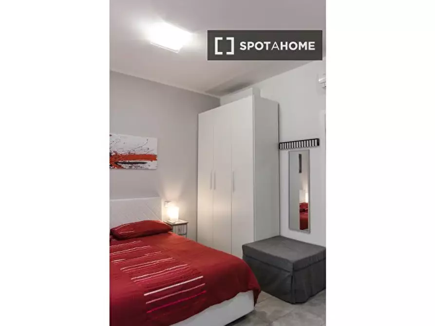 Immagine 15 di Ufficio in affitto  in Via Irnerio a Bologna