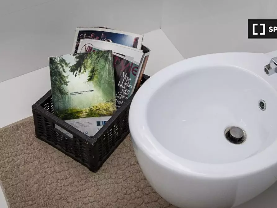 Immagine 16 di Appartamento in affitto  in Via Cesare Battisti, 00187 Roma RM, Italy a Roma